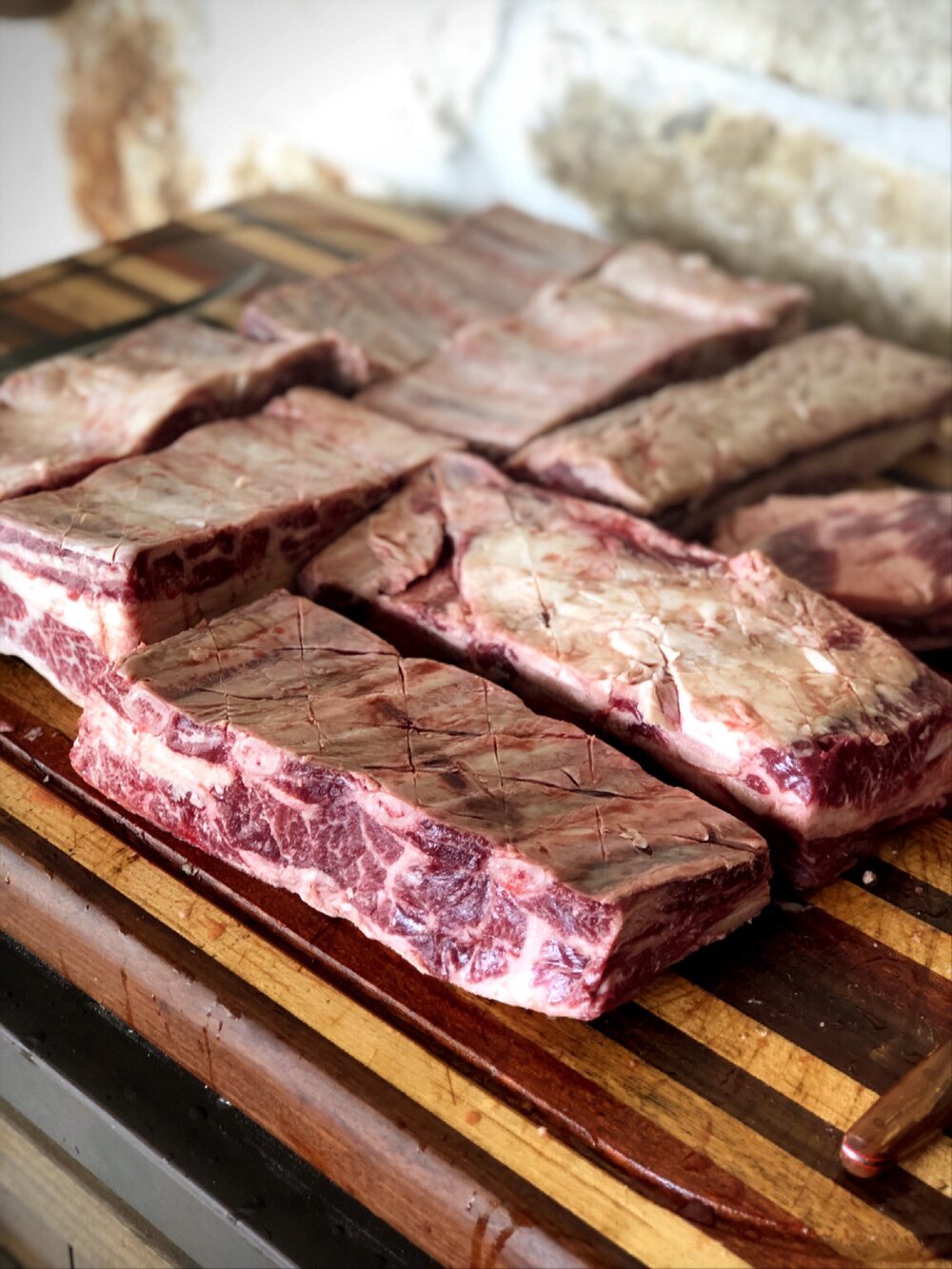 Wagyu Bone In Chuck Ribs